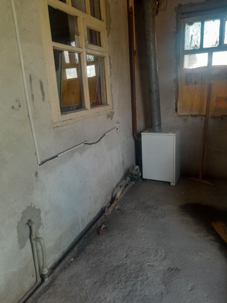 Времянка уй сатылады 15×5 3 болмели санузел болек срочно
