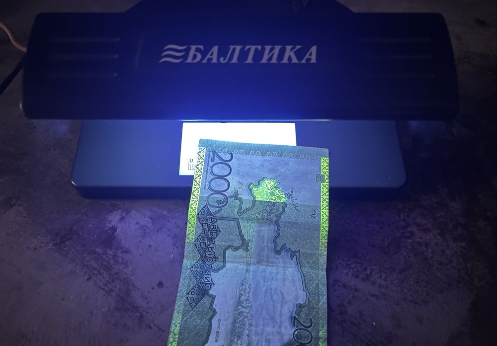 Детектор банкнот