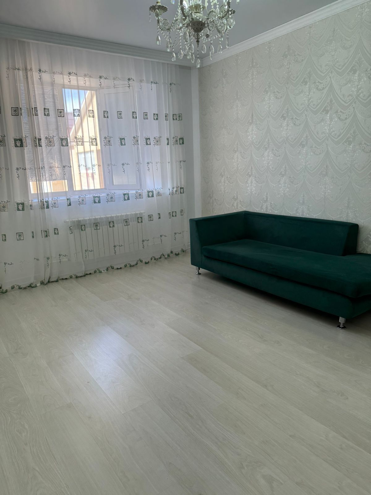 Продам 2 х ком квартиру
