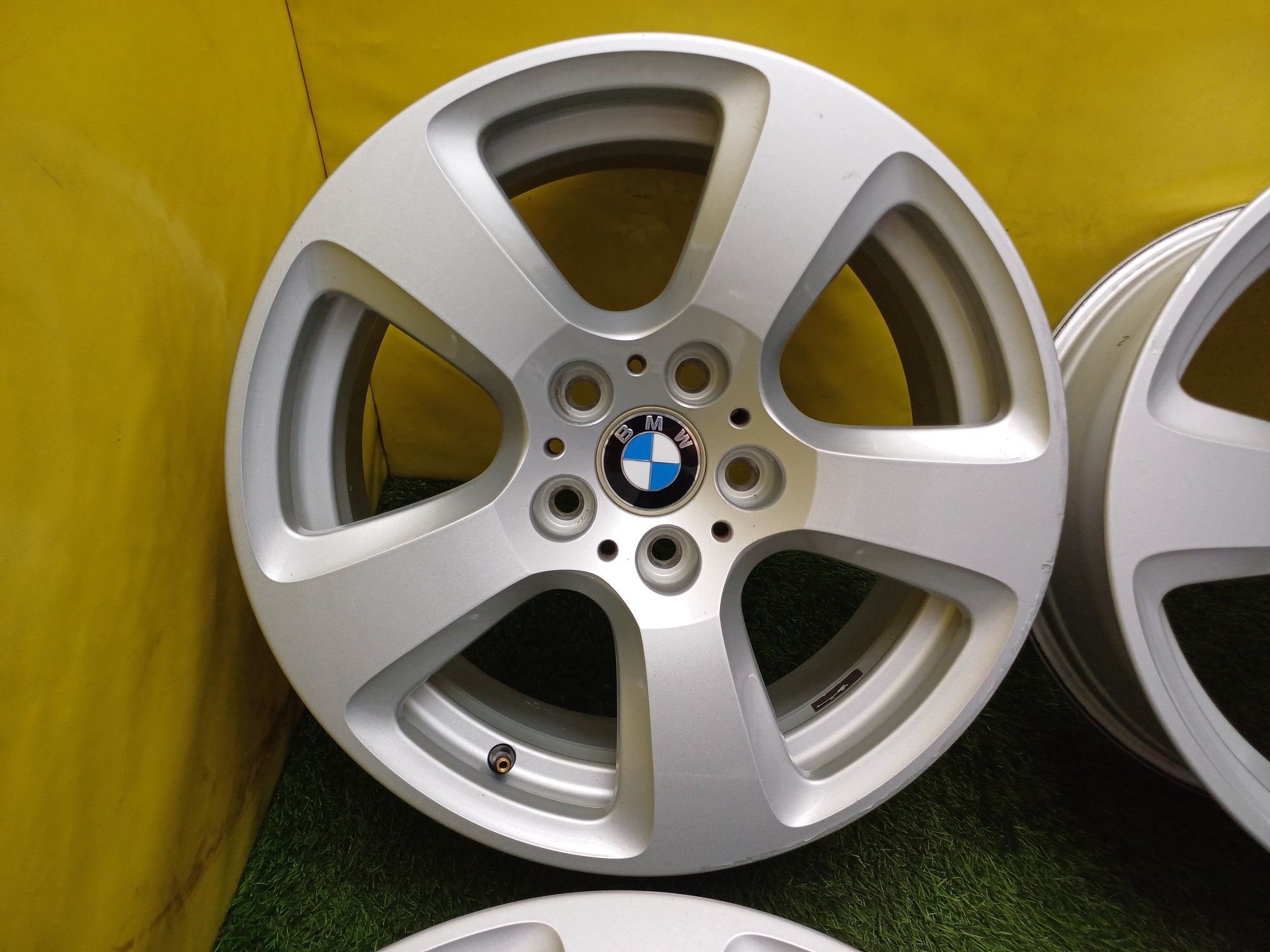 Диски R17 5×120 на BMW.