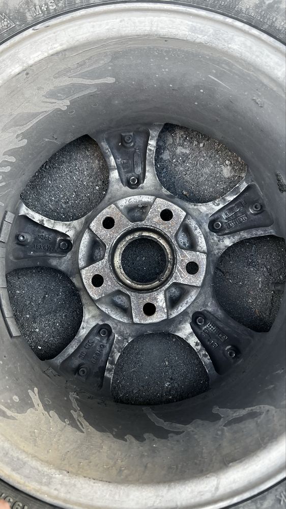 Продам диски р15 5х112 с резиной зима