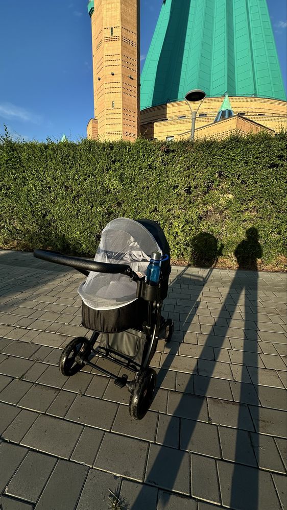 Продам коляску Teknum 2 в 1