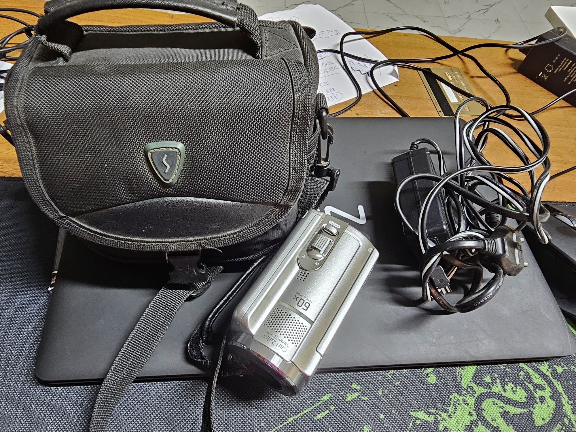 Видеокамера Sony DCR-SR68
