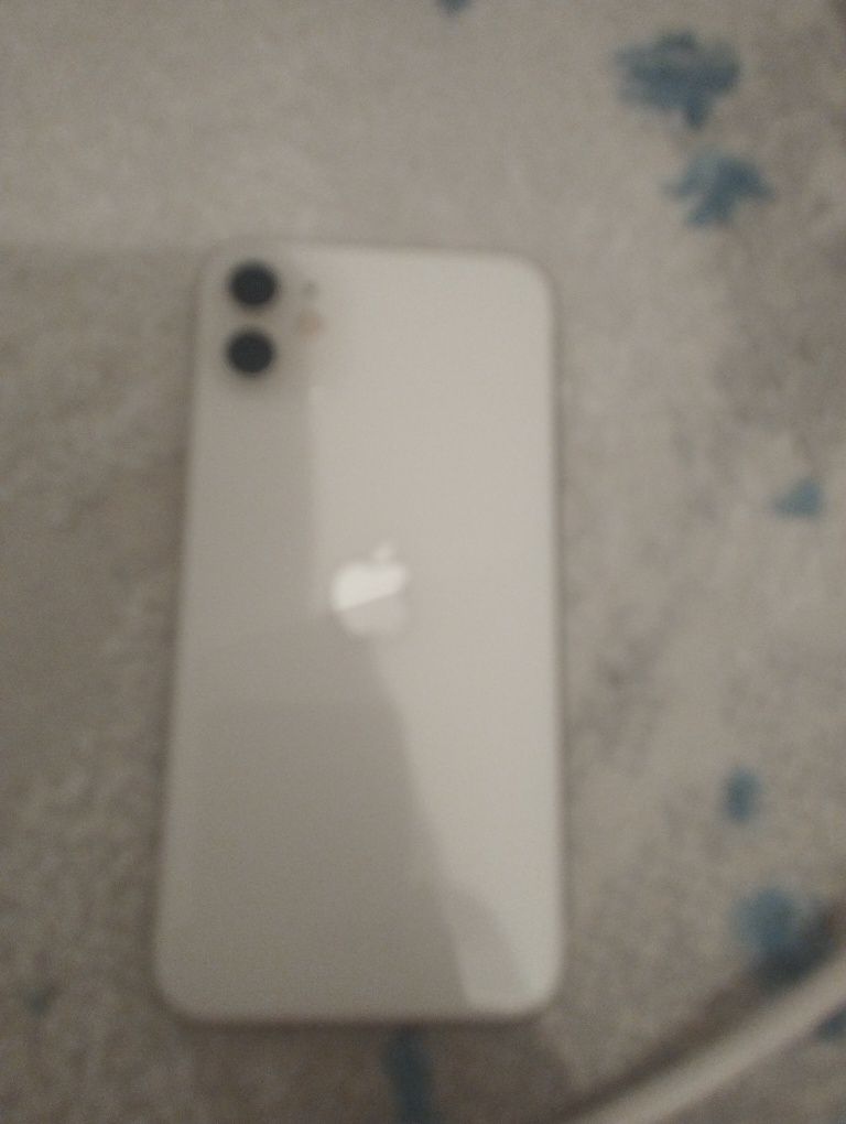 Iphone 11 усталган жагдайы жаксы
