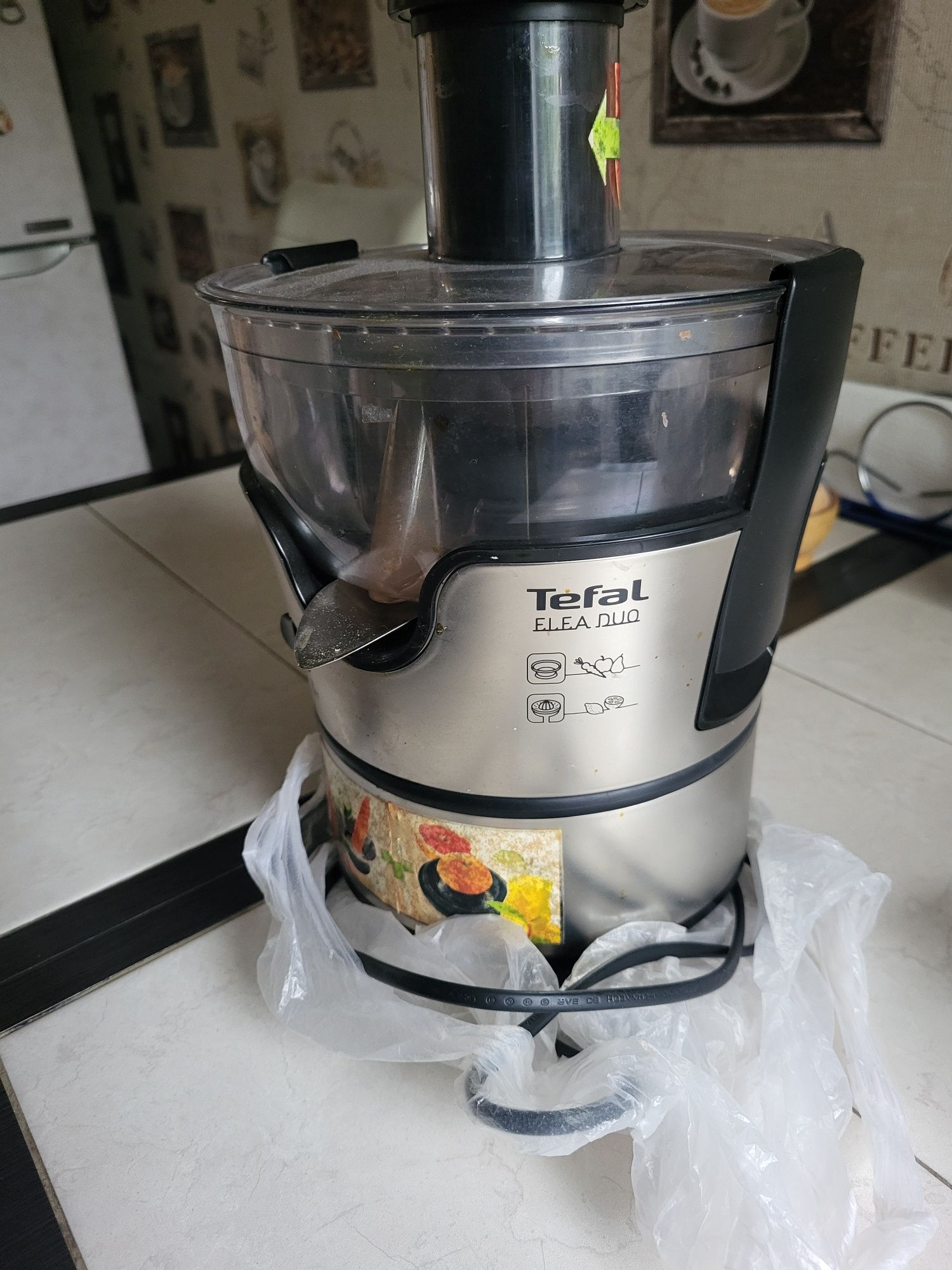 Соковыжималка Tefal.