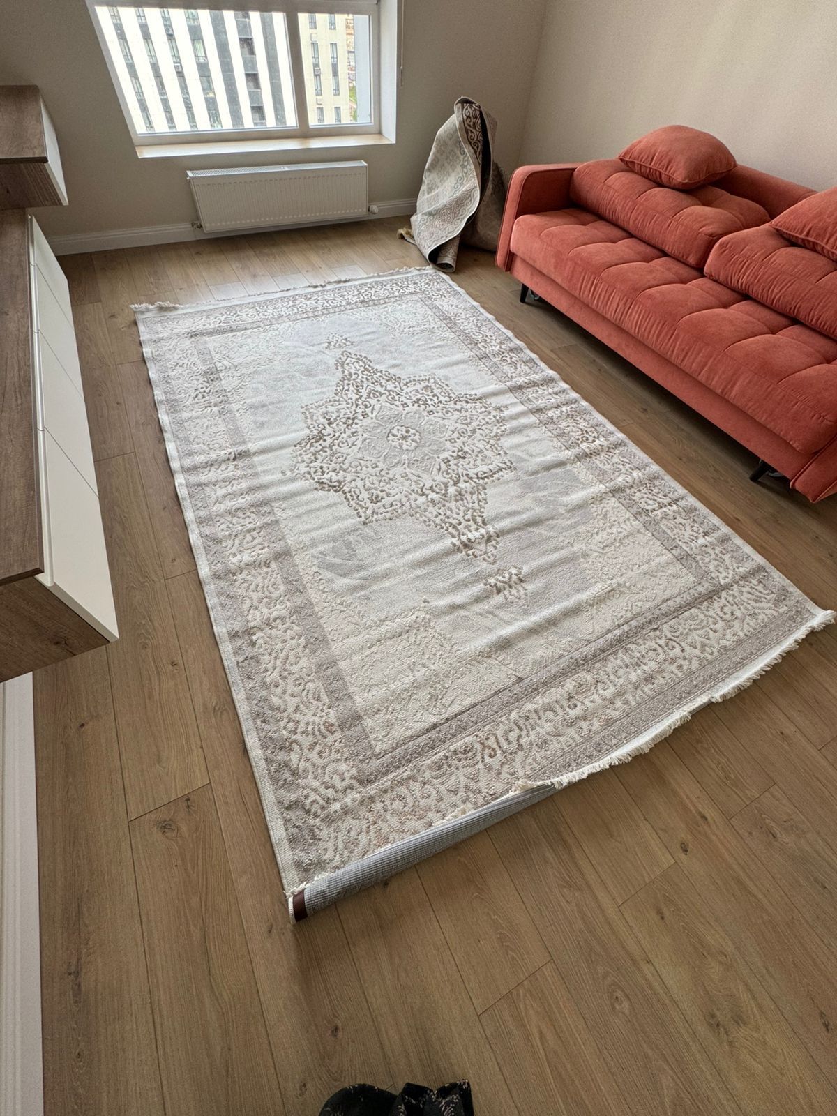 Продается ковер 2×3м