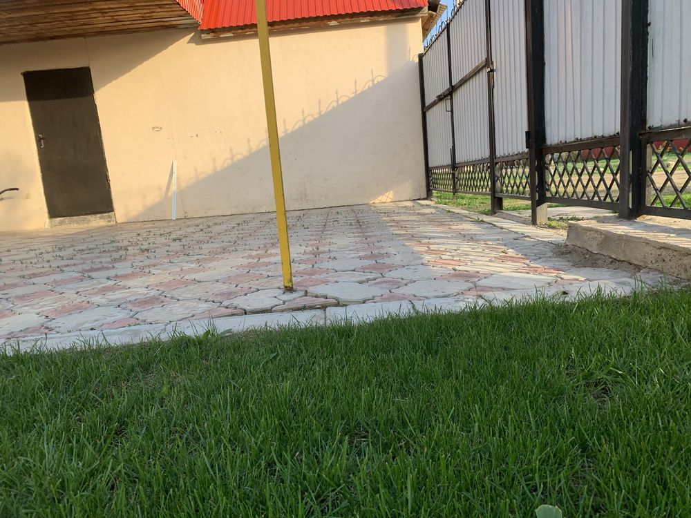 Продам частный дом район Жером