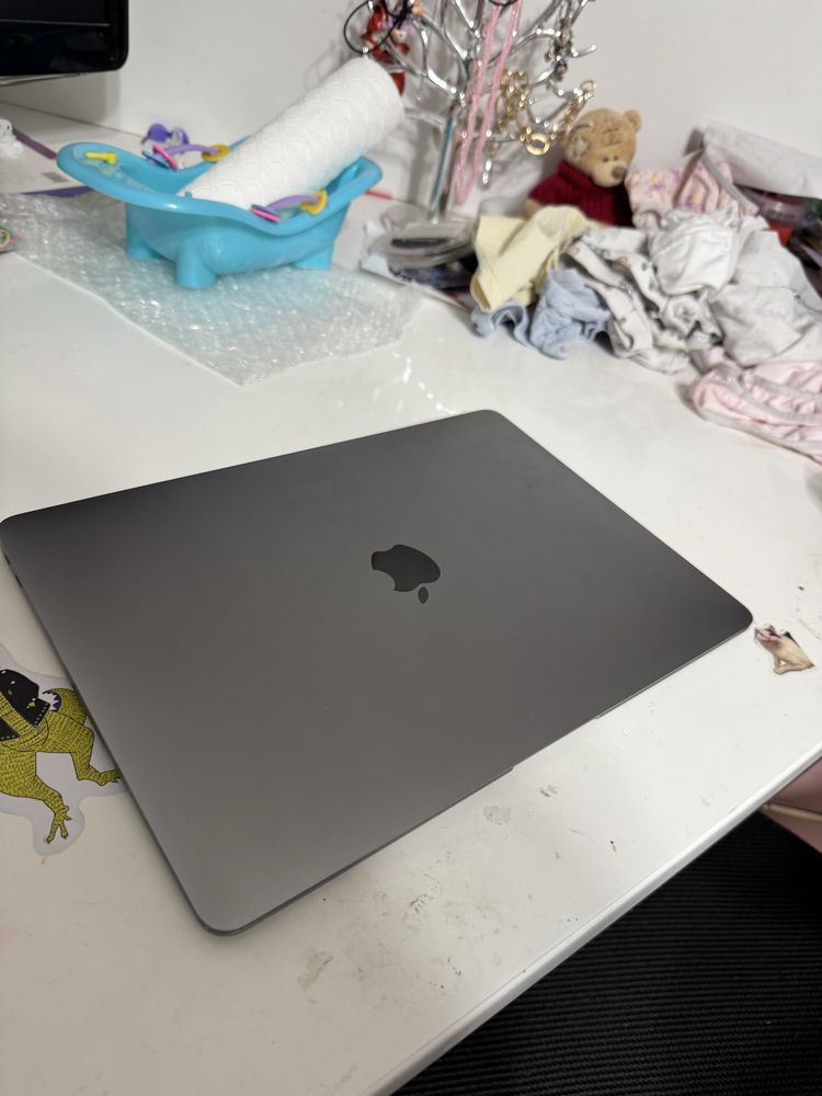 Срочно! Macbook m1, 8/256