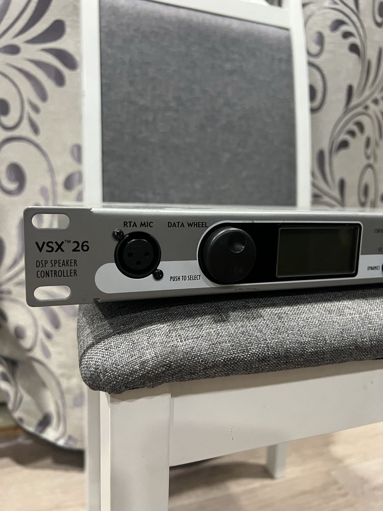 PEAVEY VSX 26 DSP кроссовер