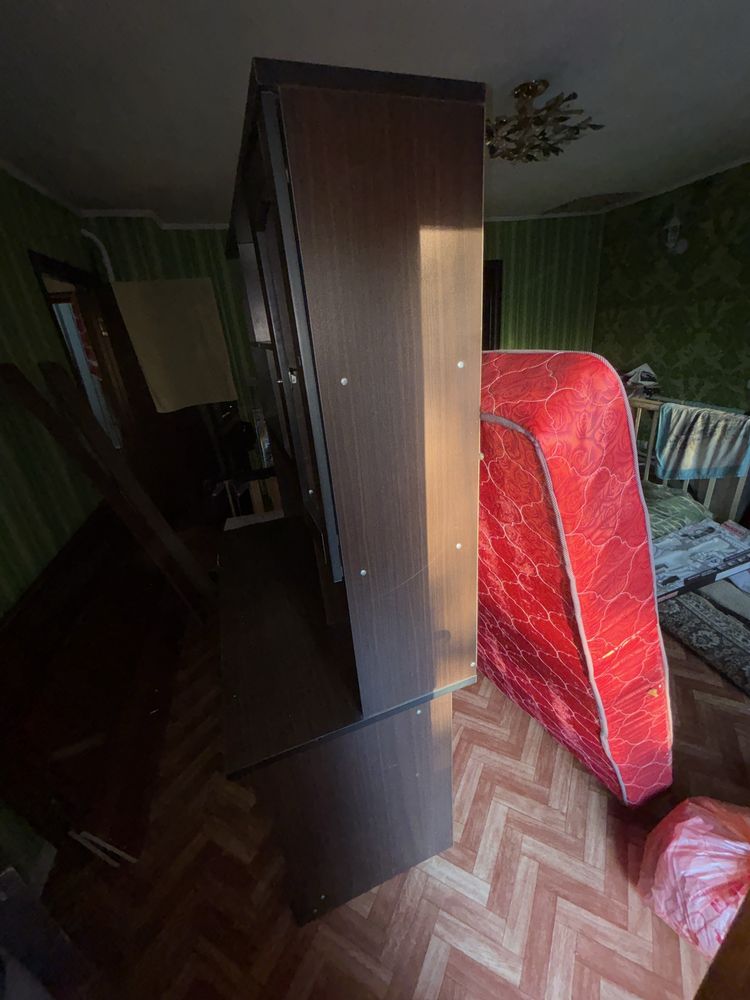 Стол комаьютерный