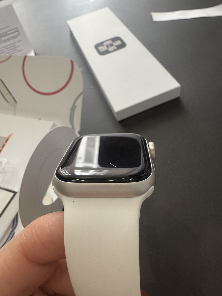 Часы Apple watch SE Gen 2 40 mm