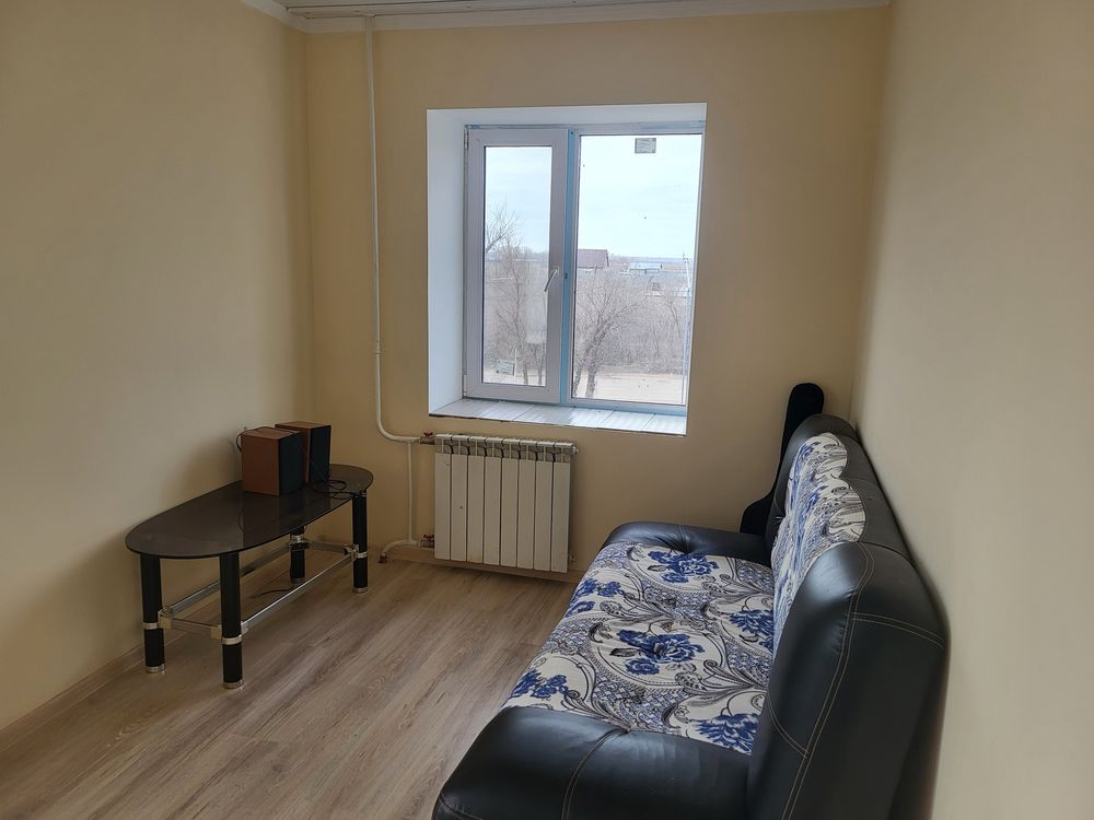 Продаю 4-комнатную квартиру, Новочерноярка, 90 м², евро-ремонт