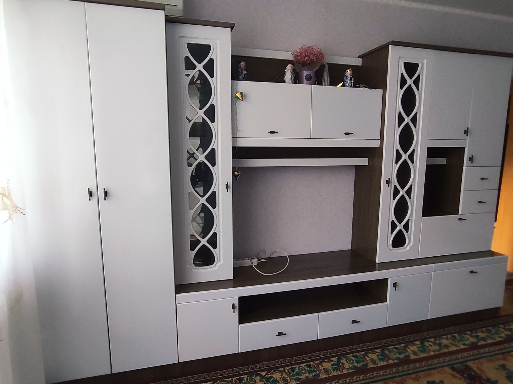 Продам стенку/горку в гостиную