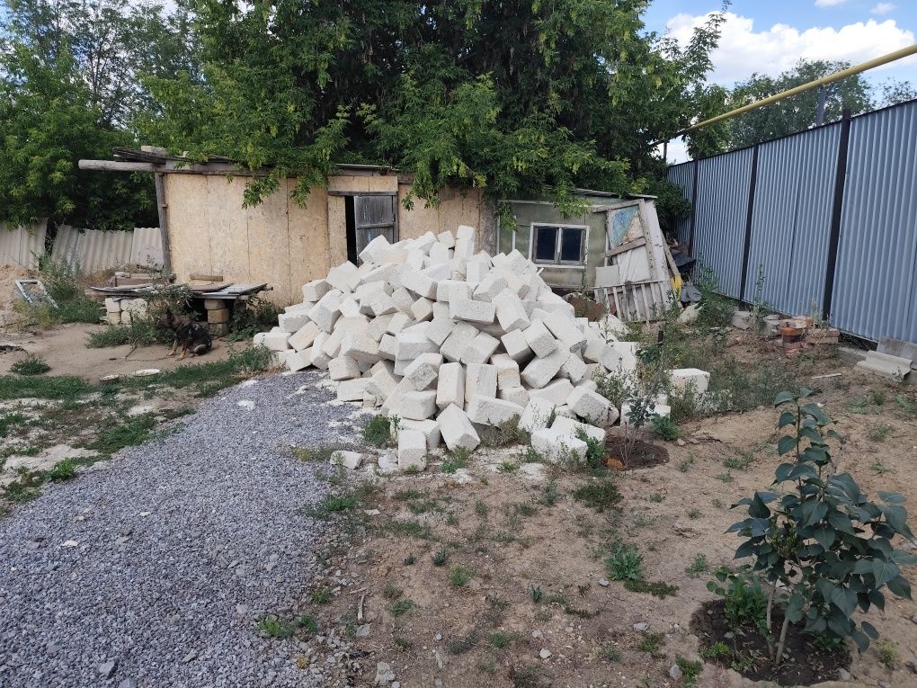 Продам дом на дачном участке