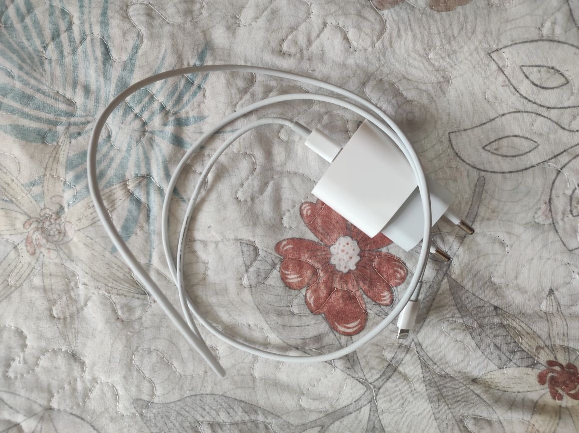 Зарядка apple оригнал