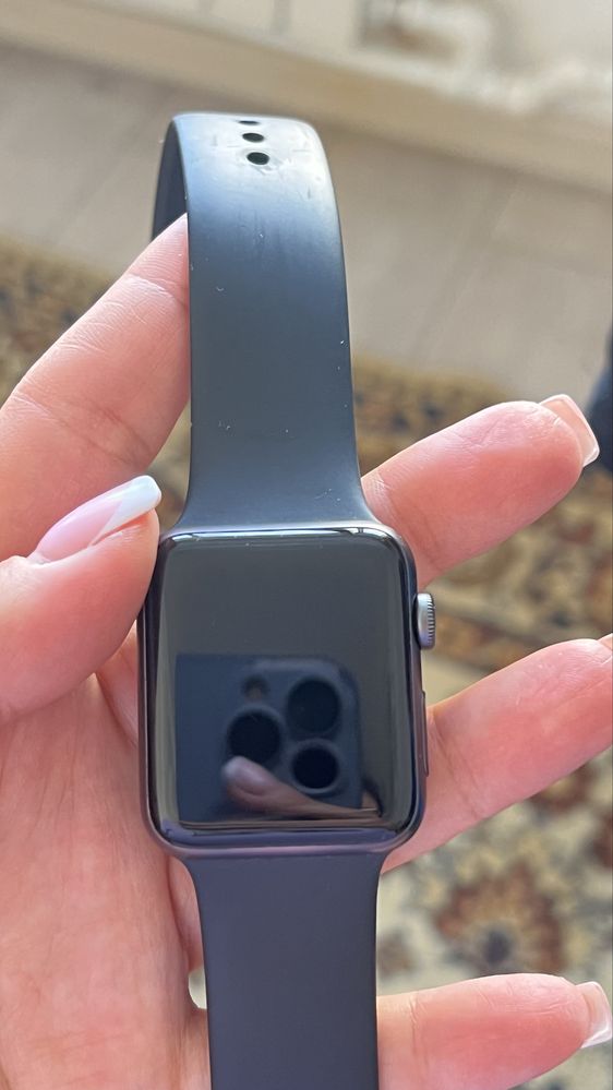 Срочно !!!Продам часы Apple