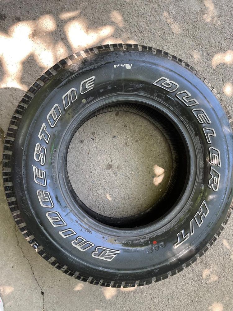 Bridgestone Dueler H/T 689 265/70R16