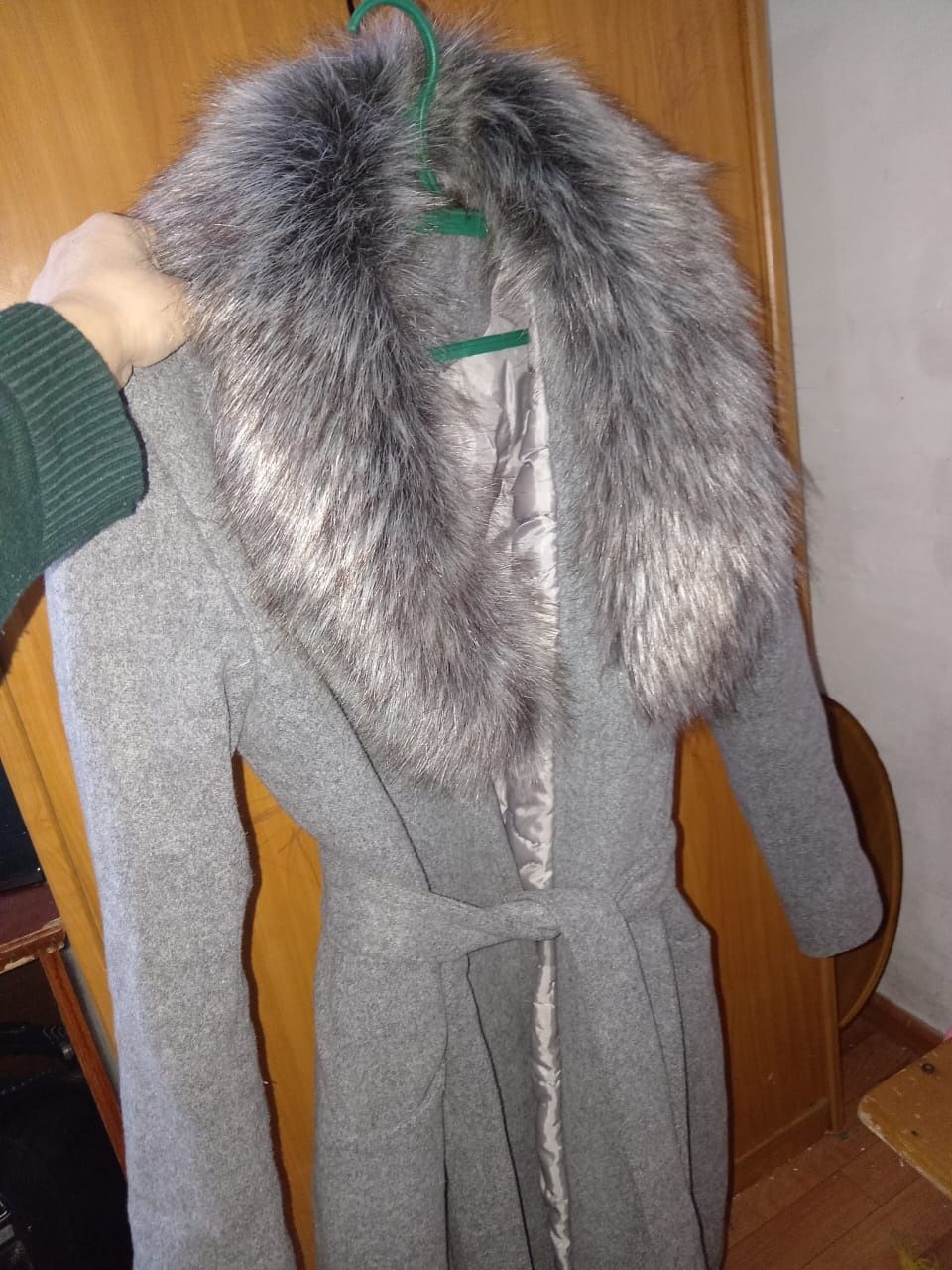 Срочно продам Пальто женское