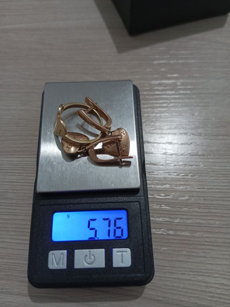 Продам золотой набор  585пр