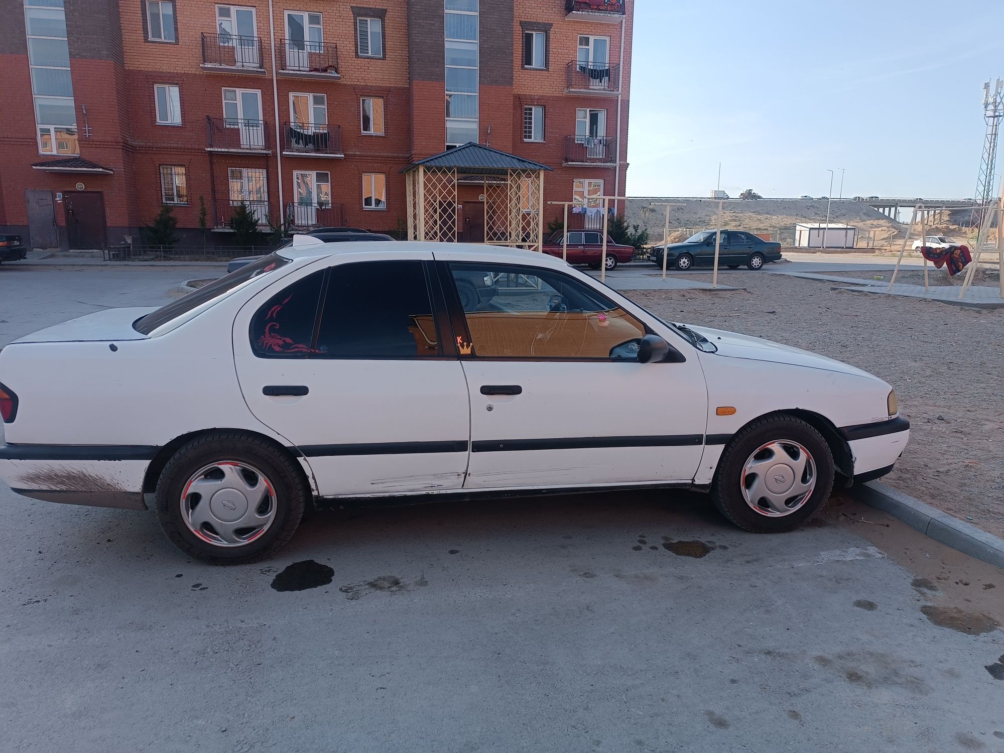 Nissan primera p10
