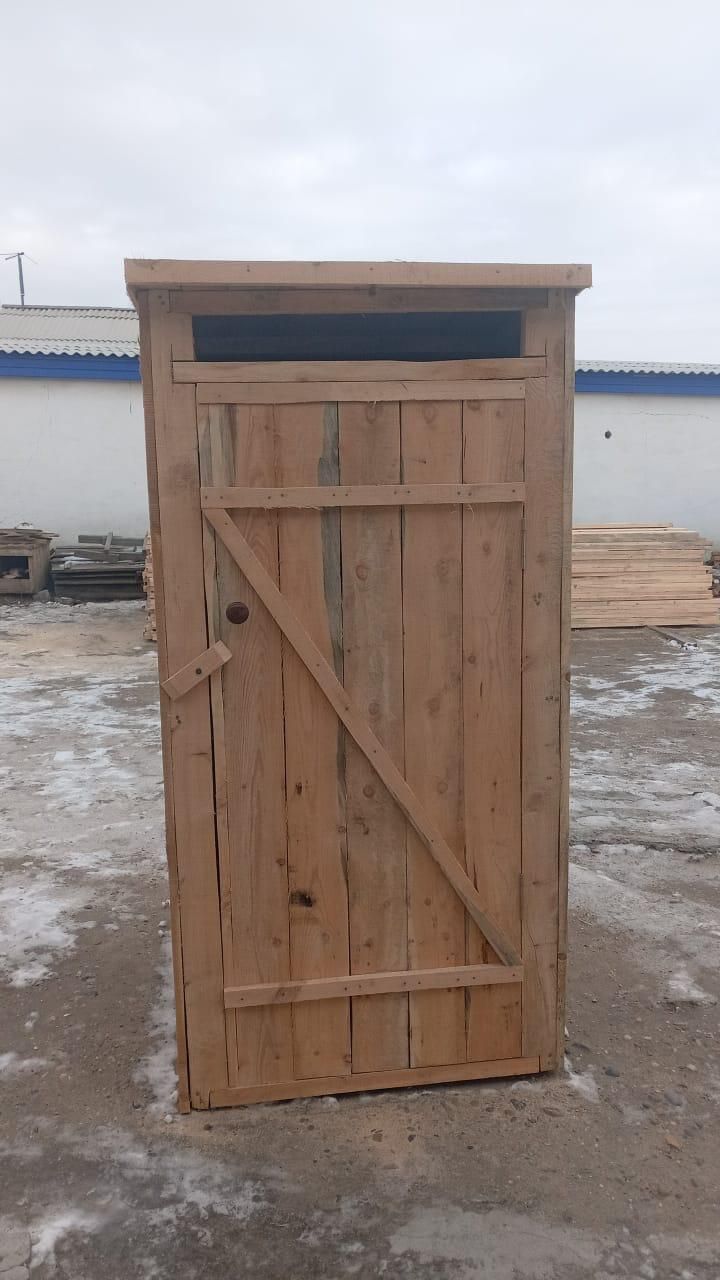 Продам деревянный туалет и душ