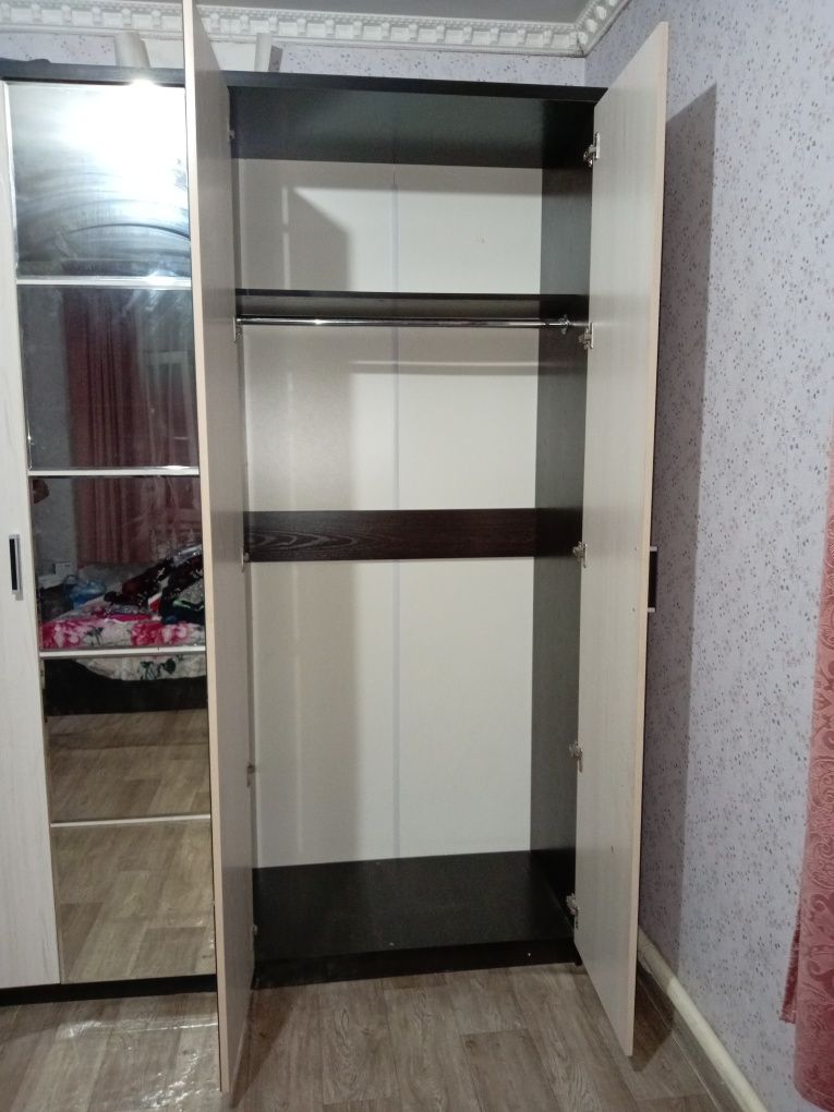 Шифонер в идеальном состоянии