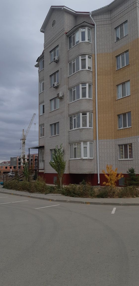 Сдам 1 комнатную квартиру в ЖК Нектар на длительный срок.