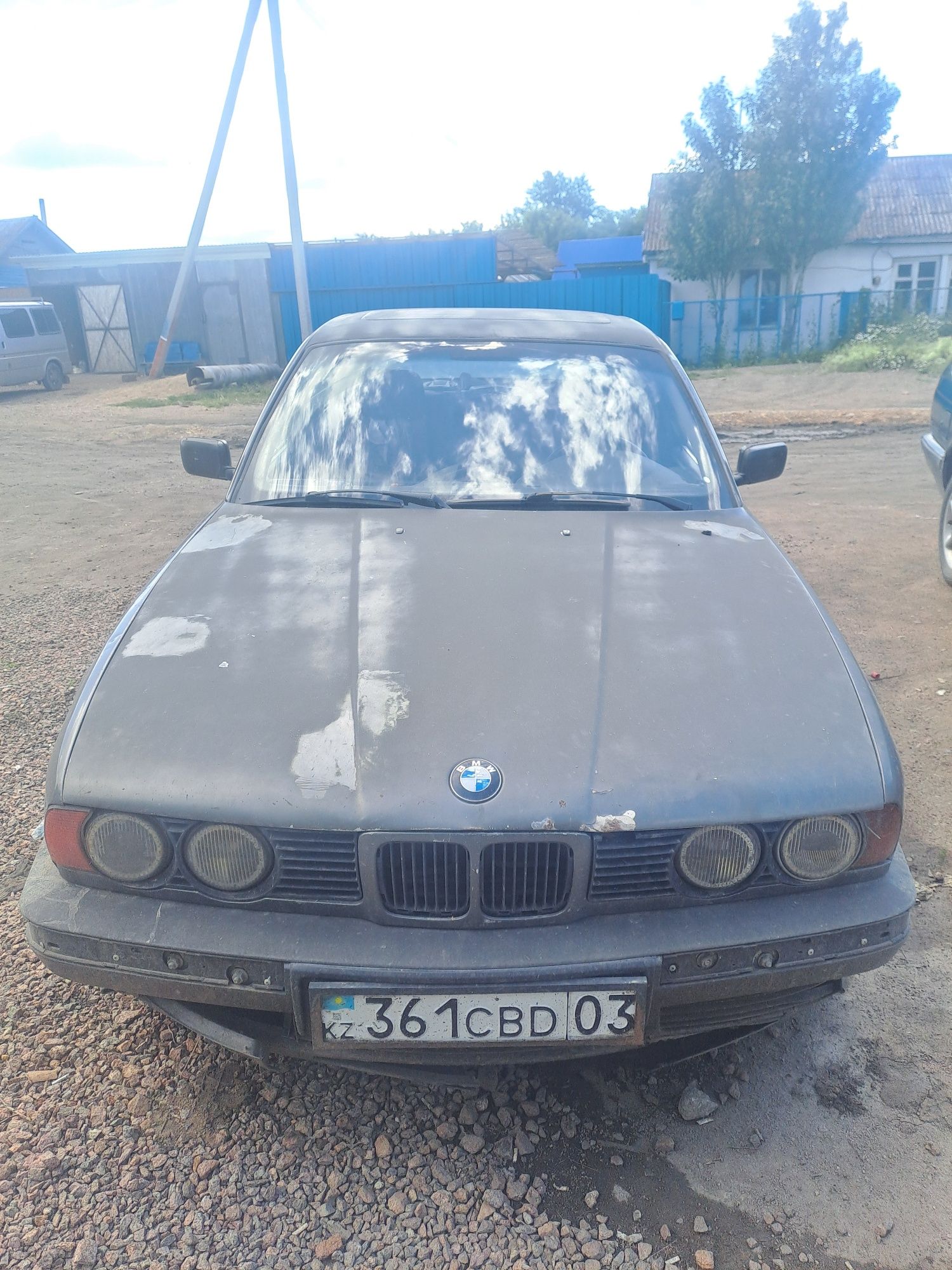 Продам бмв е34 м 50 2.5 газ бензин