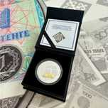 Продам серебрянную монету МИР  ВАШЕМУ ДОМУ