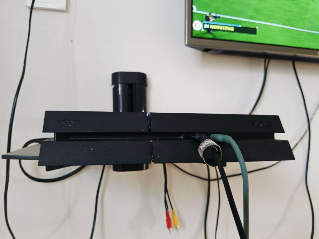 Samsung телевизор  PS4