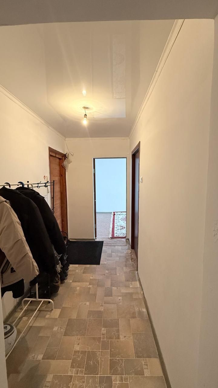 Продам 2 - комнатную квартиру