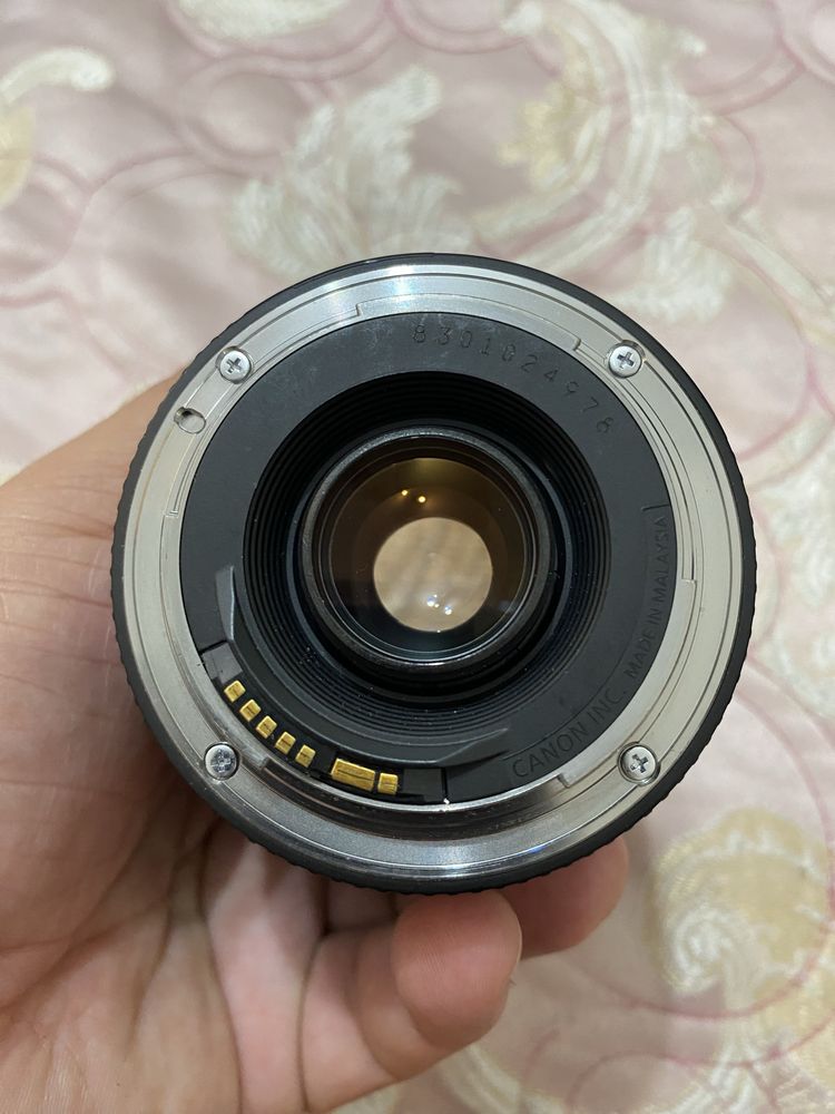 Почти новый canon 75-300mm