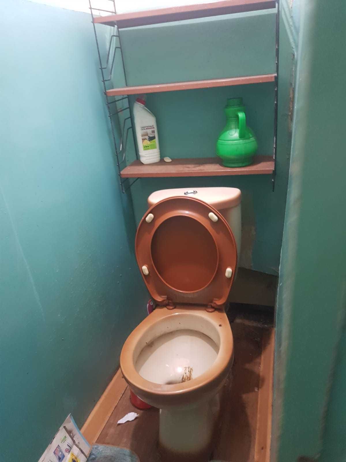 Продаётся 3-комнатная квартира в доме барачного типа