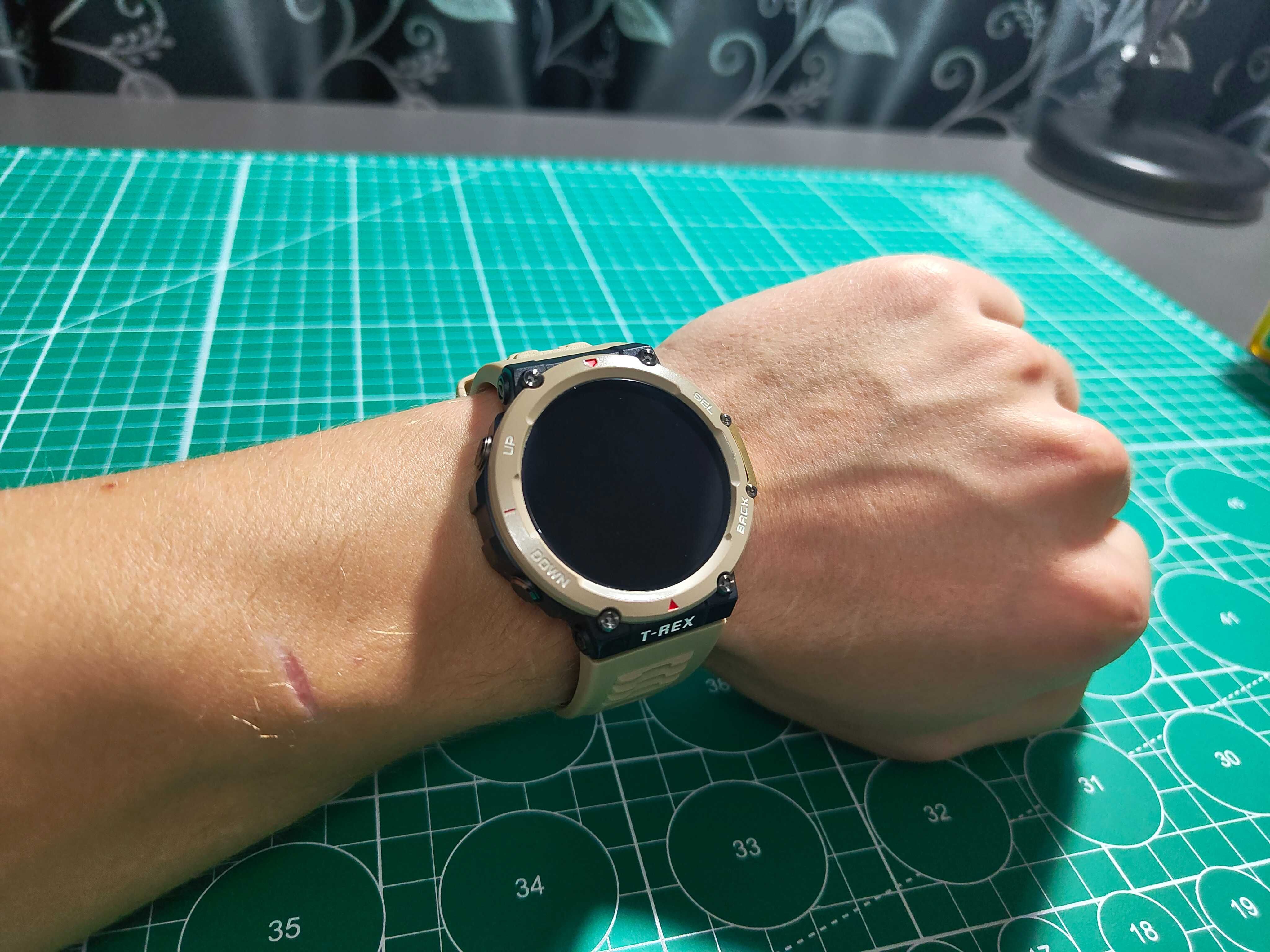 Смарт - Часы Amazfit T-Rex 2