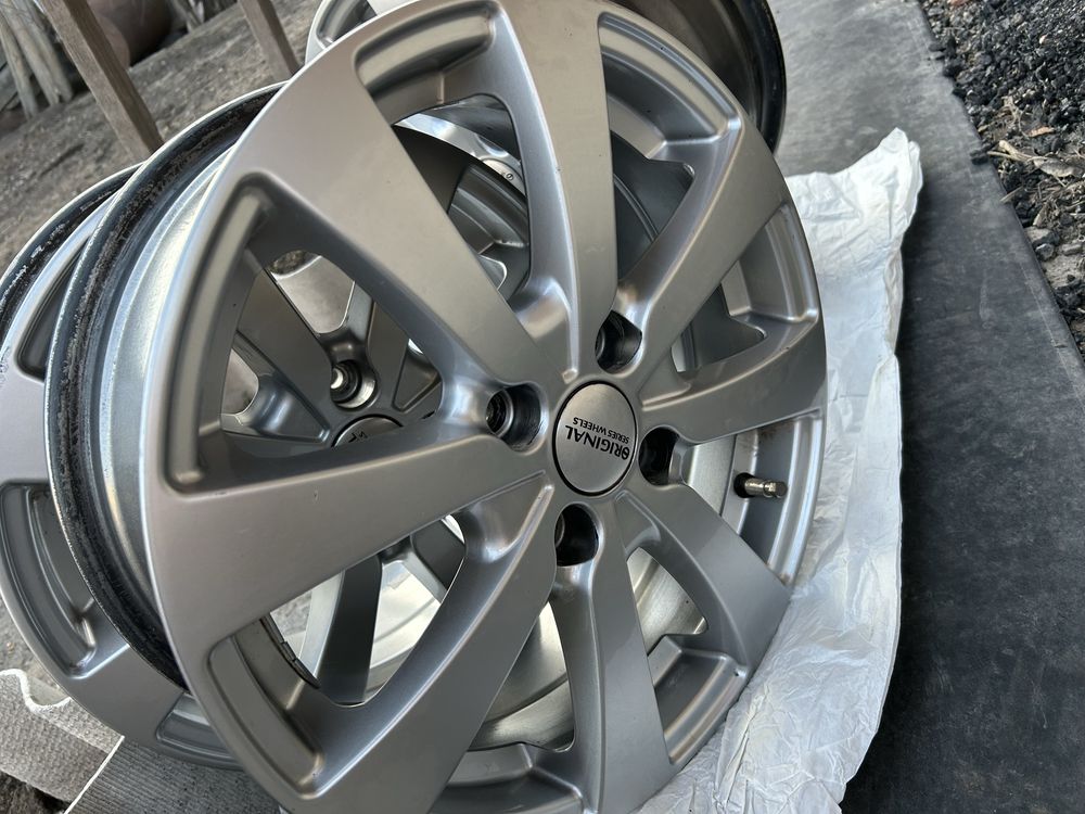 Диски skad  r15 на accent solaris rio отличное состояние