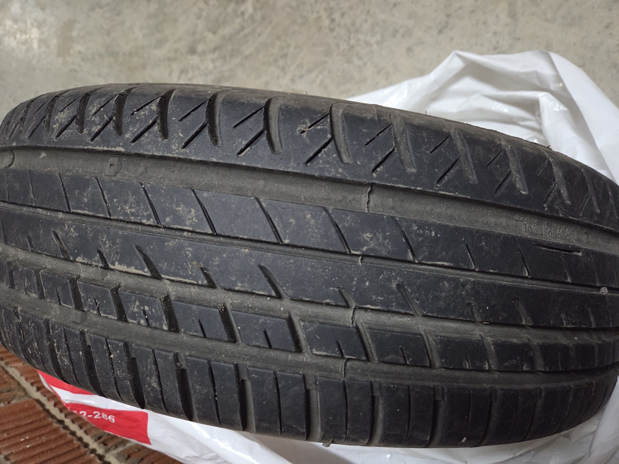 Летние шины Viatti Strada Asimmetrico 195/65 R15
