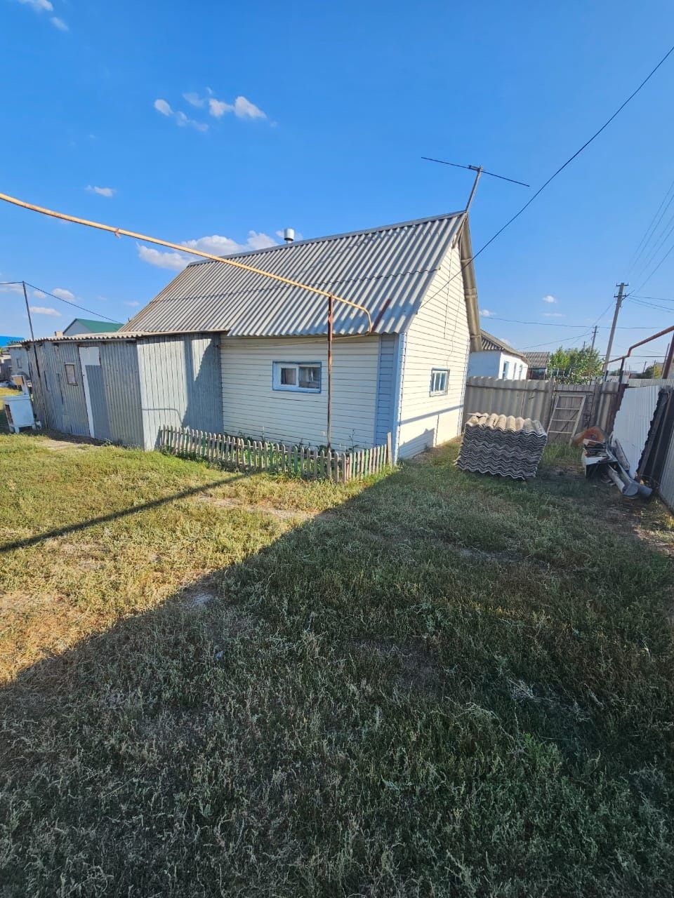 Продам времянку с участком