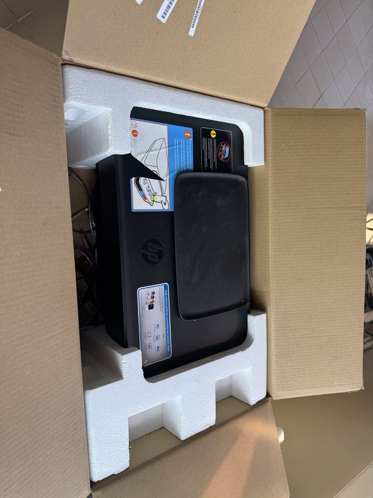 Продается цветной принтер HP tank 115