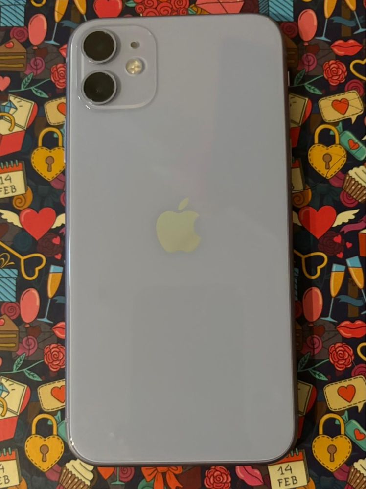 iPhone 11 в идеальном состоянии