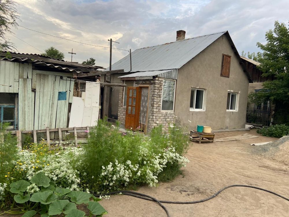 Продам дом или меняю на 2х ком .кв или 1ком.с доплатой