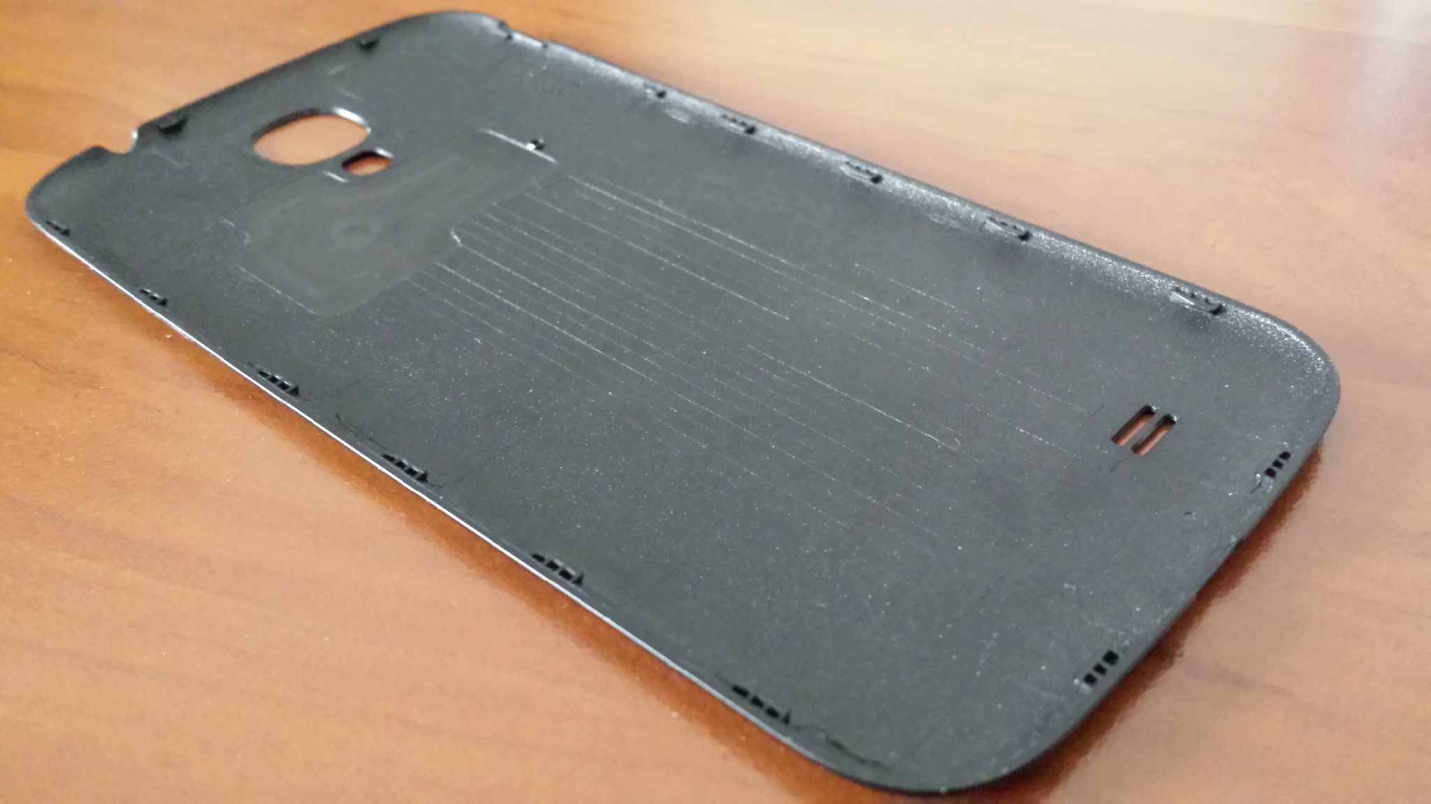 Задняя крышка телефона samsung galaxy s4