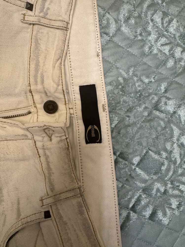 Белые брюки Justcavalli продам Оригинал