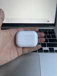 Продам Зарядный кейс от AirPods Pro 2 Оригинал