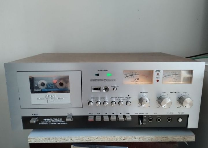 Магнитофон AKAI  GXC 730 D