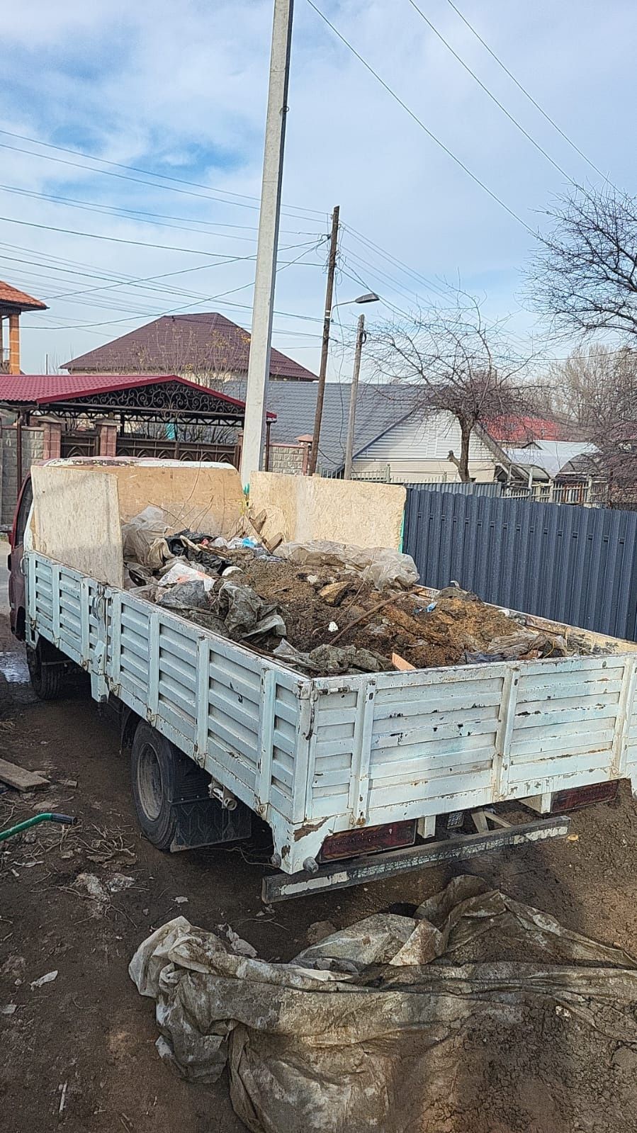Вывоз строительных Мусора Безнал Недорого Бортовой Газель ТБО