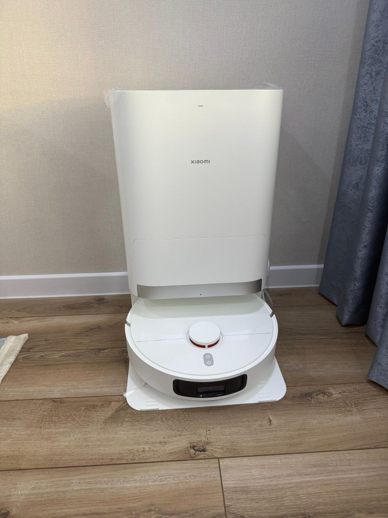 Продаю пылесос Xiaomi Robot Vacuum X20+ в