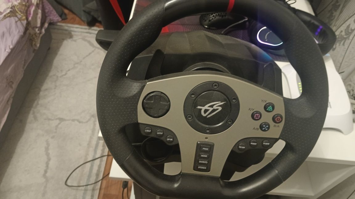 Продам руль на 900 градусов игровой