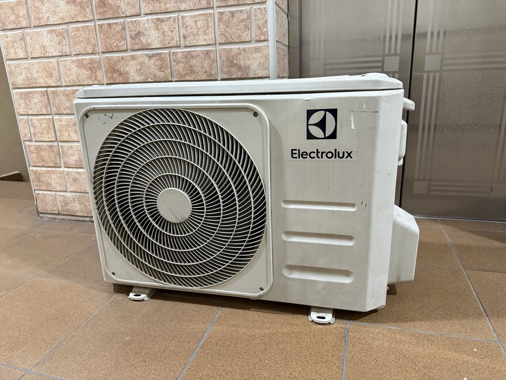 Electrolux кондиционер ( в использовании не было)
