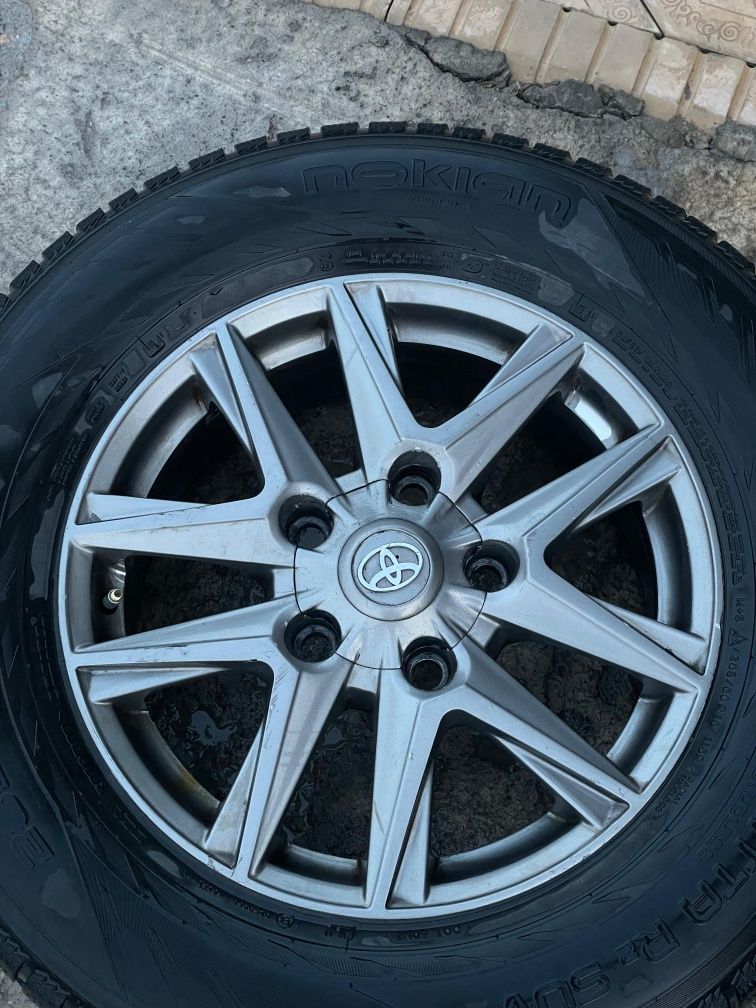 Диски от Toyota  R18
