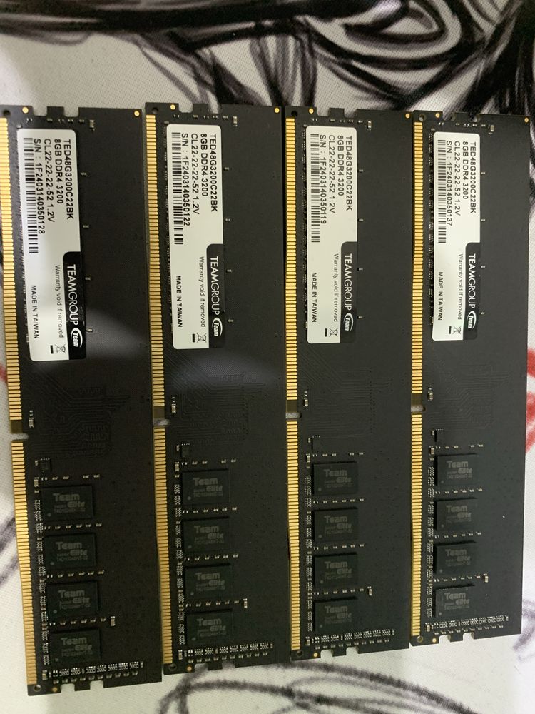 Продам новые DDR4 4X 8GB 3200герц